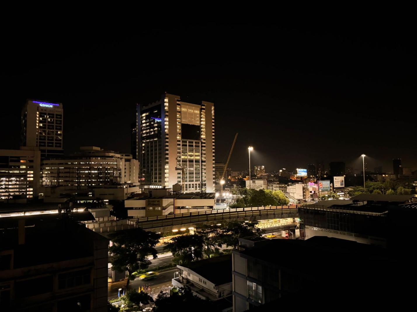 The Victory View (Adults Only) Hotel Bangkok Kültér fotó